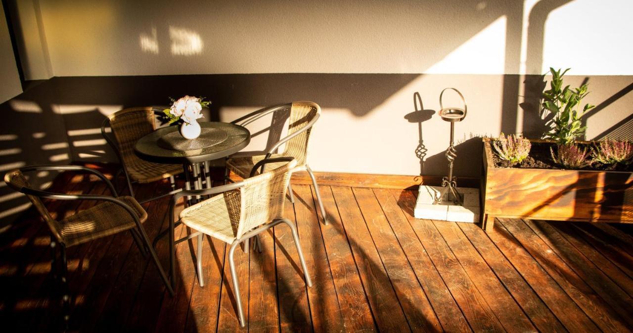 Loli Apartman Miskolc Buitenkant foto